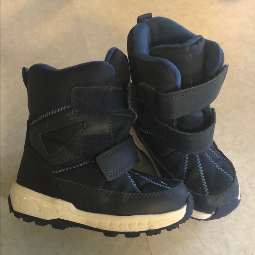 Toddler snow boots